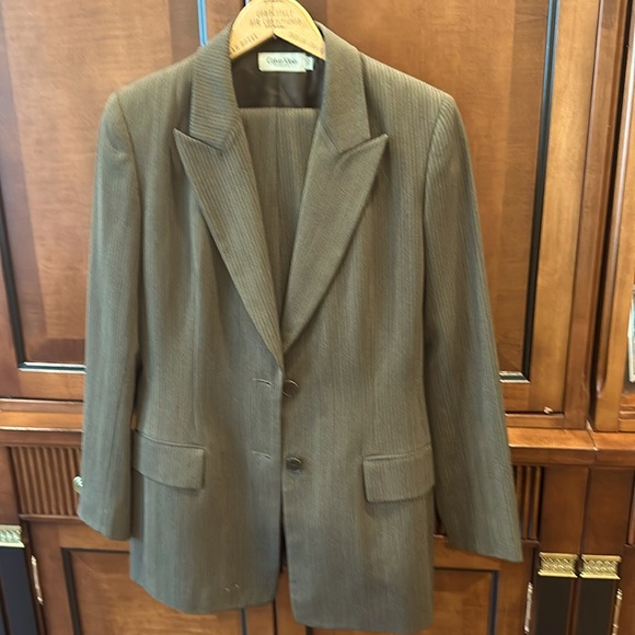 Calvin Klein wool blend suit made in USA - Picture 1 of 11